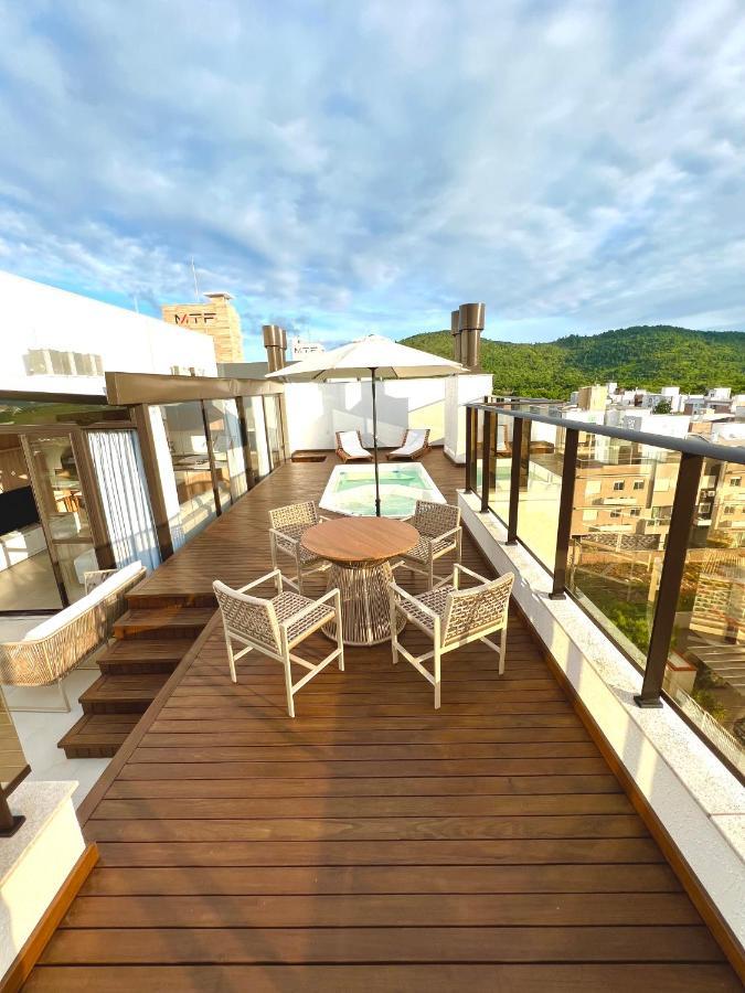 Cobertura Velejar Em Condominio Clube - Com Area De Lazer Governador Celso Ramos Exteriér fotografie