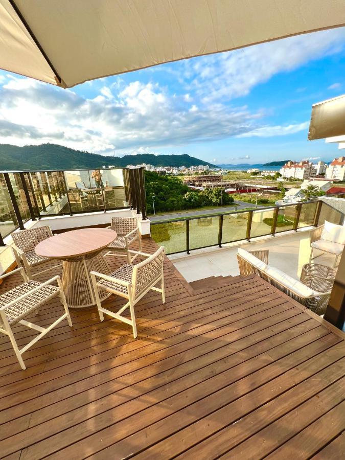 Cobertura Velejar Em Condominio Clube - Com Area De Lazer Governador Celso Ramos Exteriér fotografie