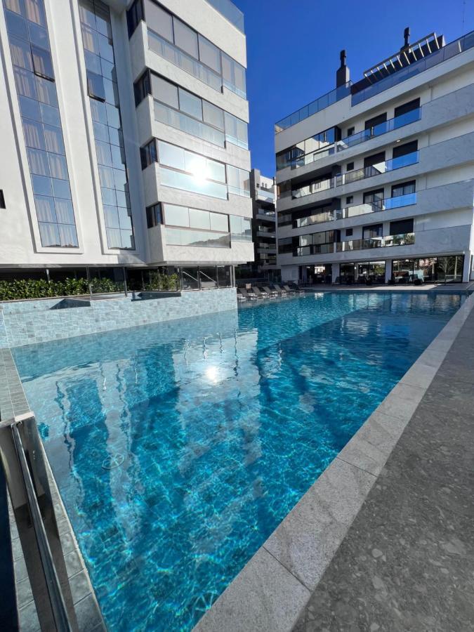 Cobertura Velejar Em Condominio Clube - Com Area De Lazer Governador Celso Ramos Exteriér fotografie